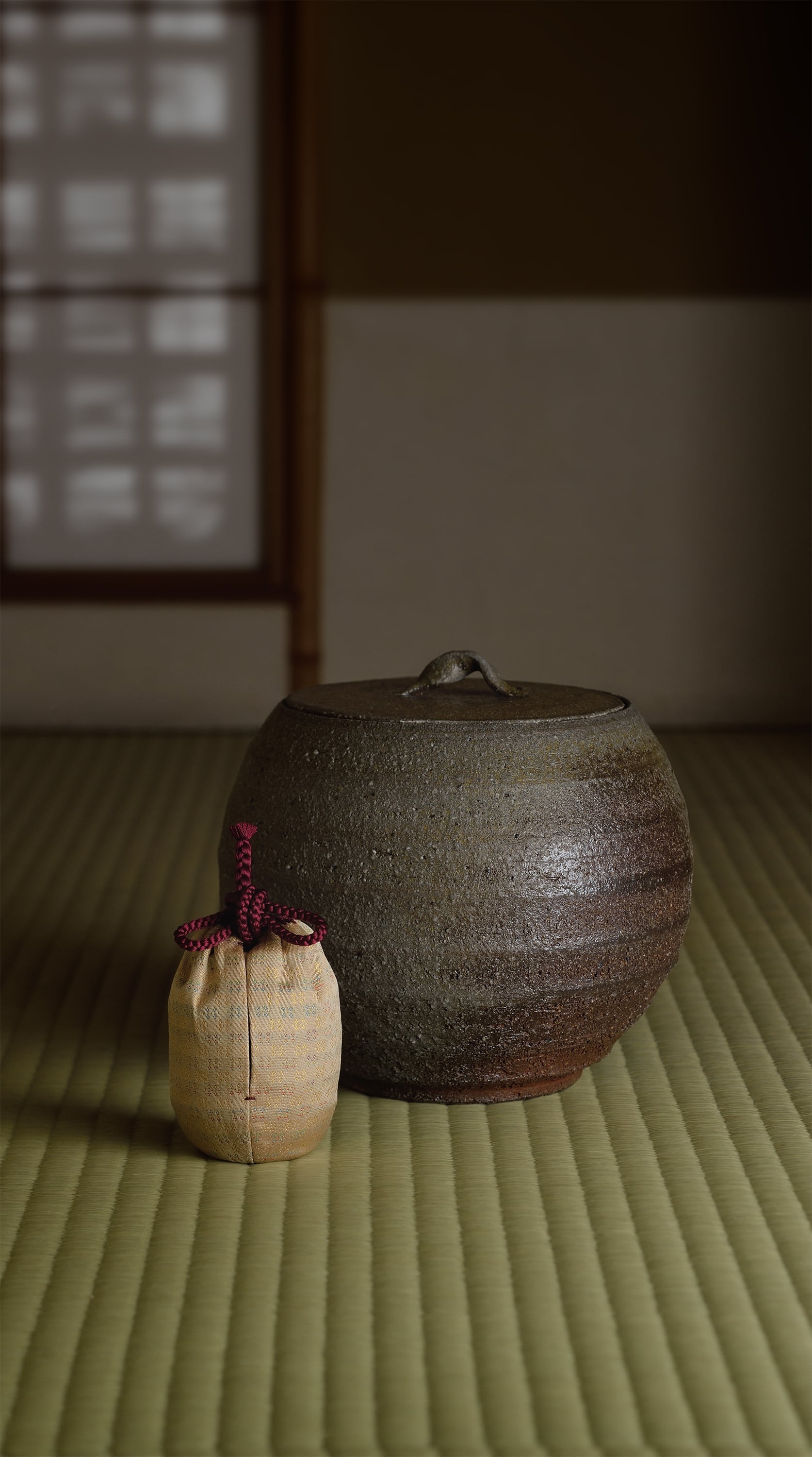土田半四郎 [千家十職 袋師 友湖] × 健 [聴雪窯] 兄弟展Ⅲ　令和5年10月25日(水)～10月31日(火)　柿傳ギャラリー