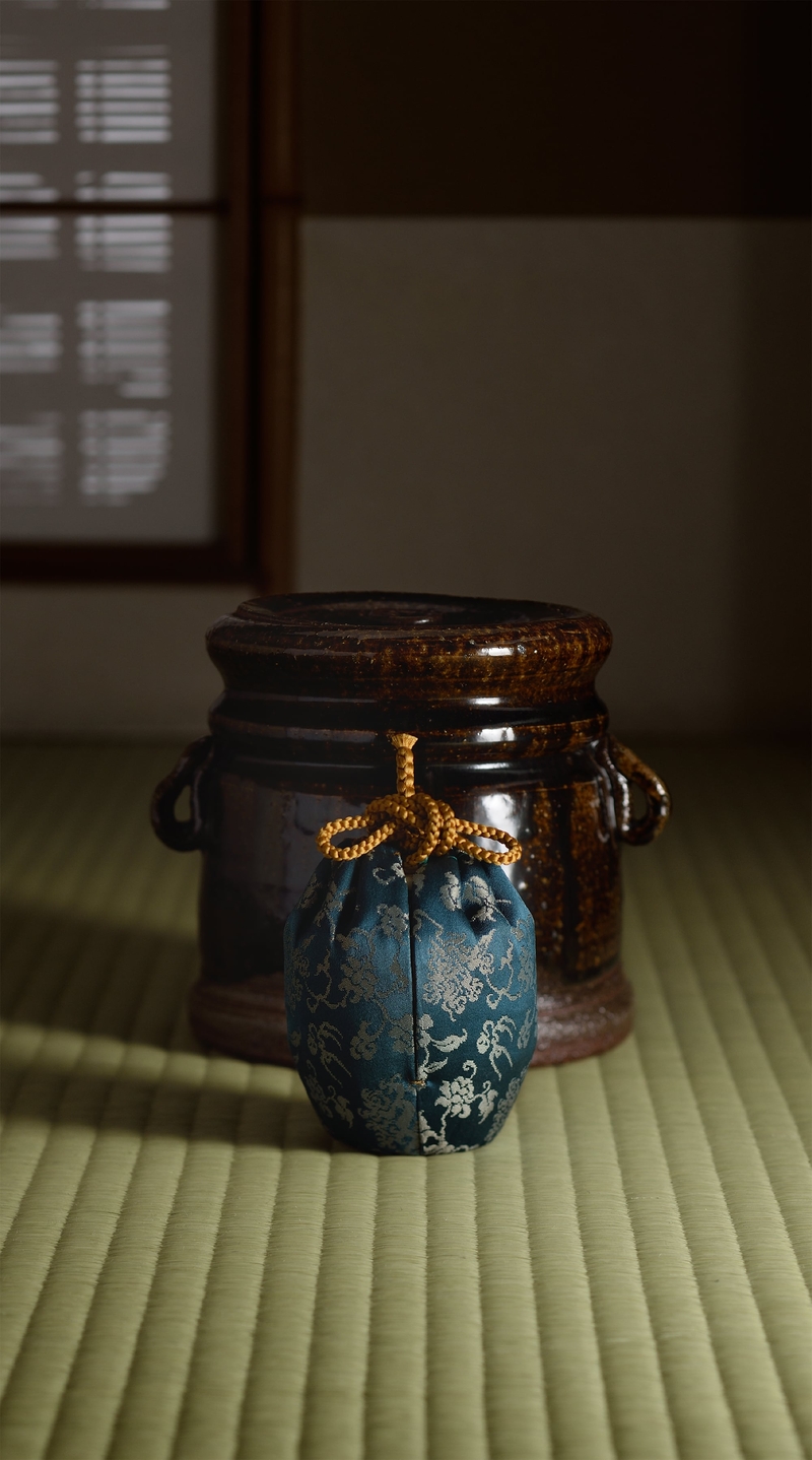 土田半四郎 [千家十職 袋師友湖] × 健 [聴雪窯] 兄弟展 Ⅱ | 柿傳