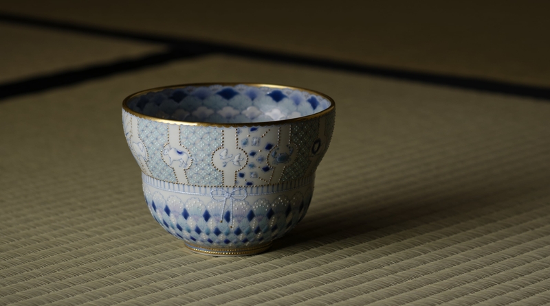早助千晴　燕　つばめ　ツバメ　フリーカップ　マグカップ　九谷焼 早助千晴 展[完売御礼] | 柿傳ギャラリー