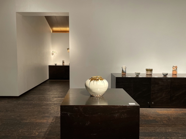 土師窯 八児紫石 春の新作展　令和4年4月4日(月)～4月10日(日)／柿傳ギャラリー