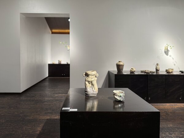 茶陶・伊賀六人展 －年々去来の花－　令和8年8月25日(火)～8月31日(月)／柿傳ギャラリー