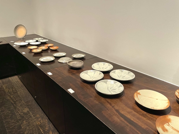 工房設立10周年 陶工房 斿(ゆう) 展　令和3年12月20日(月)～12月26日(日)／柿傳ギャラリー