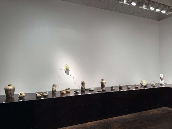 茶陶・伊賀六人展 －年々去来の花－　令和8年8月25日(火)～8月31日(月)／柿傳ギャラリー