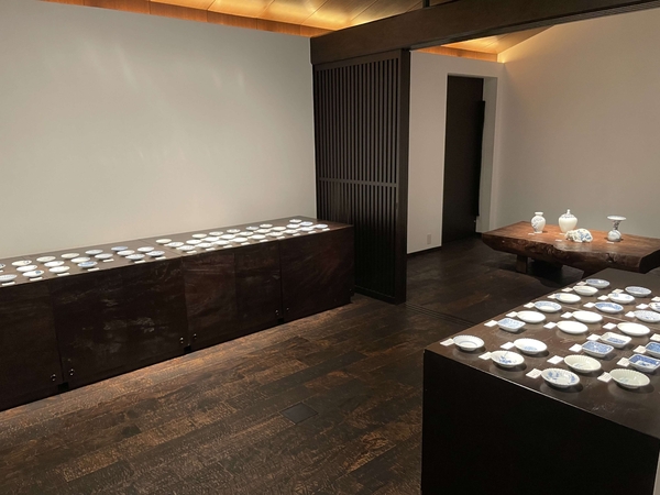 みかわち焼　中里月度務・里見寿隆・中里太陽：染付三人展　令和3年9月21日(火)～9月27日(月)／柿傳ギャラリー