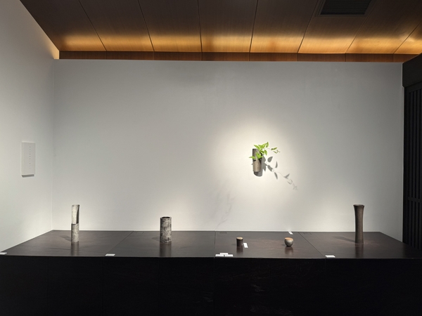 金属 釋永 維 展 ー青葉と胴ー ［賛助出品］俳人･詩人 佐藤文香　令和7年6月6日(金)～6月11日(水)　柿傳ギャラリー