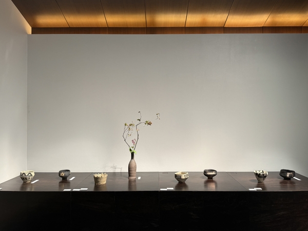 伊藤慶二 展 茶の湯のうつわ　令和7年10月15日(水)～10月21日(火)／柿傳ギャラリー